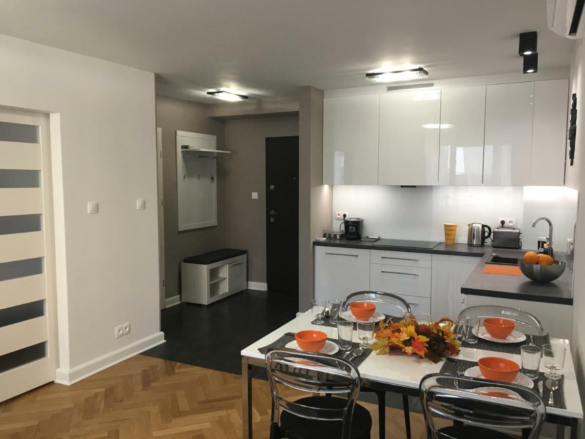 Apartament Emilia Varsóvia Exterior foto