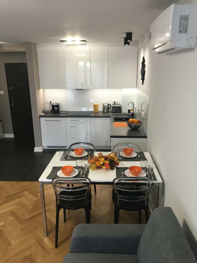 Apartament Emilia Varsóvia Exterior foto